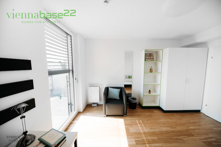 Base22_102-NEU_final.jpg