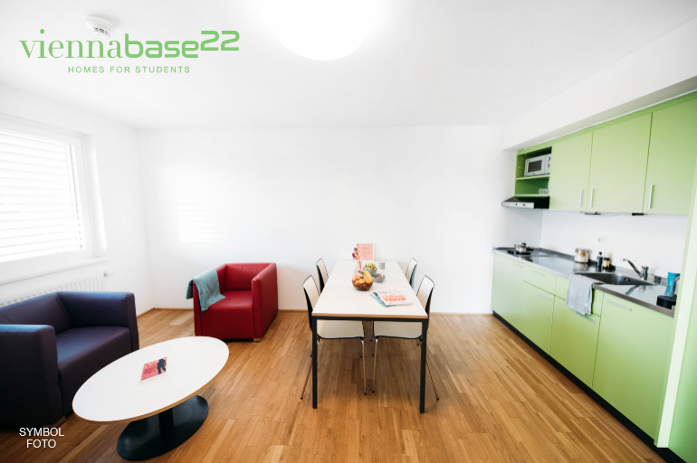 Base22_111-NEU_final.jpg